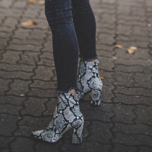 time and tru mid boot